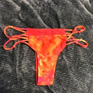 Knotty palms bottoms size L